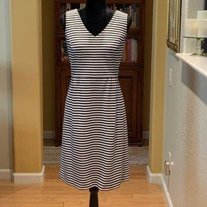 Jones New York Dress black/white stripe, size 8